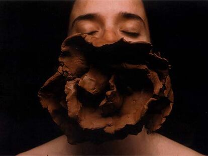 Detalle de 'Julieta de la voz' (2006), de Mónica van Asperen.