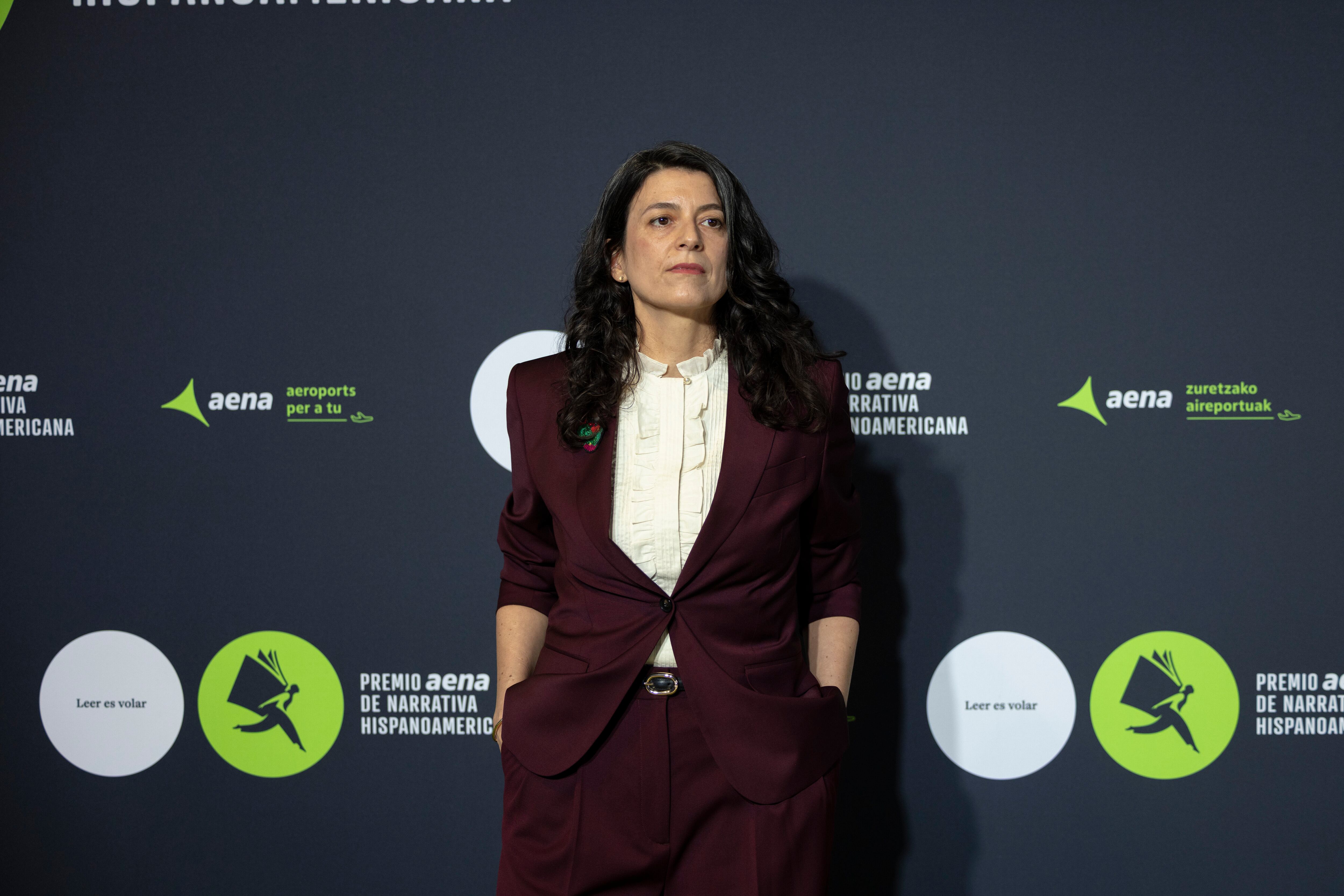 Photocall Premio Aena de narrativa hispanoamericana en el Museo Marítimo de Barcelona. En la imagen, la argentina Samanta Schweblin.
