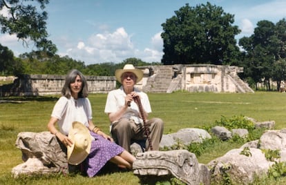 Kodama y Borges en México, en una imagen del archivo de la escritora.