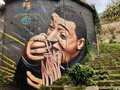 Gigantesco mural en Gragnano, capital mundial de la pasta.