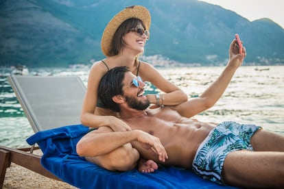 Las propias redes están diseñadas para mostrar lo mejor de nuestras vidas, porque las vemos o las consumimos para divertirnos y entretenernos no para ver dramas.