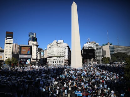 Manifestación contra el Gobierno de Alberto Fernández en el obelisco de Buenos Aires, el 17 de agosto de 2020.