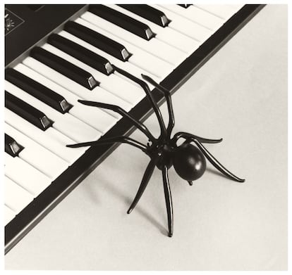 Una de las imágenes de la exposición de Chema Madoz en el Círculo de Bellas Artes.