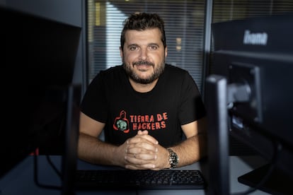 Hacker experto en seguridad informática Martín Vigo