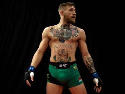 Podría ser una estrella del rock. Y lo es. Con ustedes, el luchador Conor McGregor.