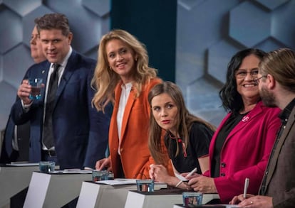 Los candidatos en el debate electoral final este viernes en Reikiavik.