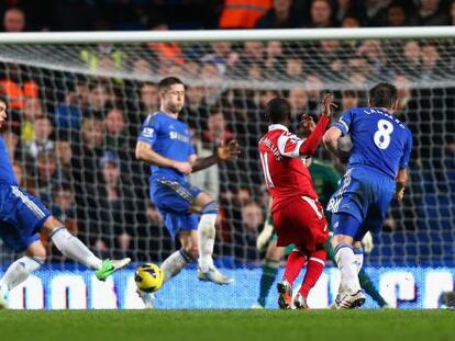 Wright Phillips marca el gol del Queens Park Rangers.