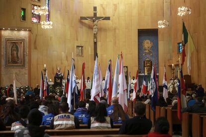 Una misa en memoria de los migrantes fallecidos en la catedral de Ciudad Juárez, este martes.