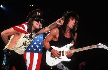 Lead guitarist Richie Sambora and lead vocalist and band namesake Jon Bon Jovi perform on June 22, 1985