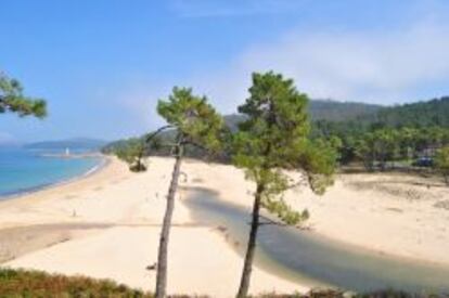 La bonita playa del Lago, en Muxía.