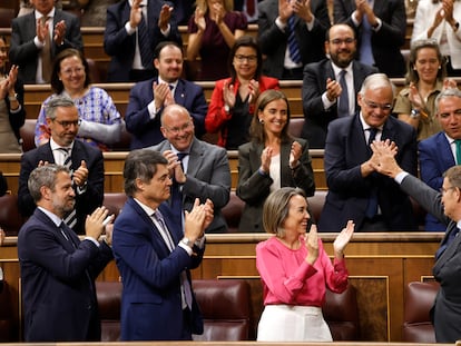 El candidato a la presidencia del Gobierno y líder del PP, Alberto Núñez Feijóo, tras su intervención en la segunda jornada del debate de su investidura en el Congreso, este miércoles.