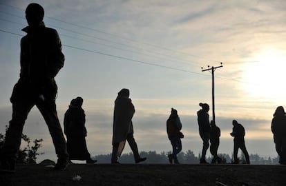 Emigrantes bloqueados en la frontera con Macedonia