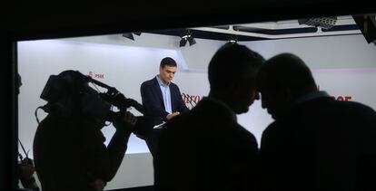 Pedro S&aacute;nchez durante la rueda de prensa de este lunes.