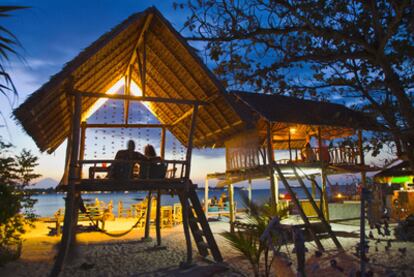 Terraza del Diana Cafe, en Meno, en el archipiélago de las islas Gili, en Indonesia