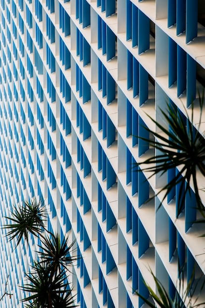 Detalles del edificio del Palacio de Capanema, donde destaca el color azul conocido como Lucio Costa.