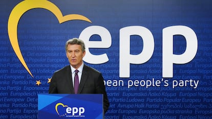 El presidente del PP, Alberto Núñez Feijóo, tras la reunión del Partido Popular Europeo, este jueves en Bruselas.