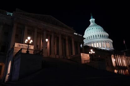 Lights illuminate the Capitol after House Speaker Kevin McCarthy announced that he and President Joe Biden had reached an "agreement in principle" to resolve the looming debt crisis, on May 27, 2023.