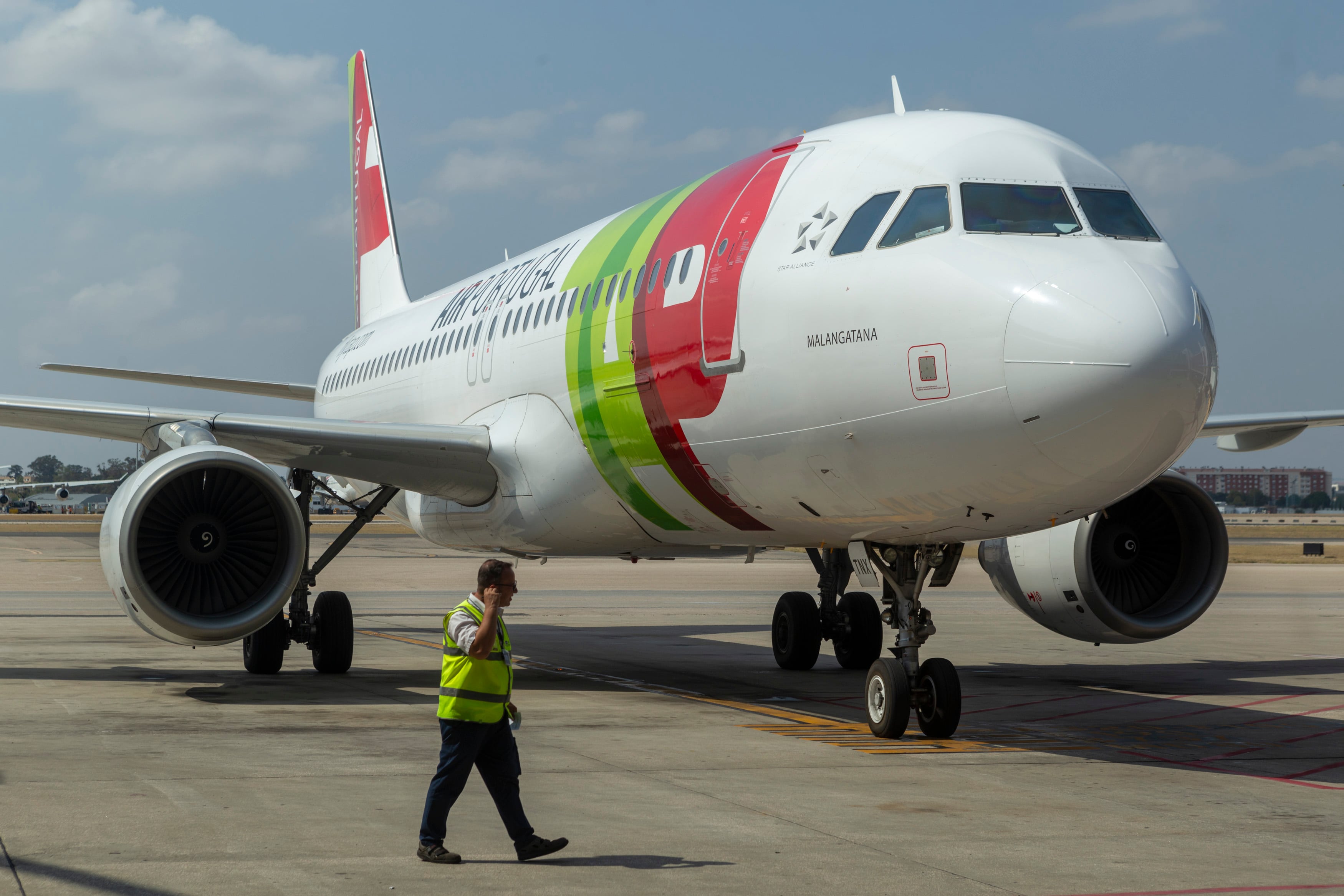 Un avión de TAP, en el aeropuerto de Lisboa en septiembre de 2024. 