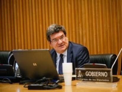 El ministro de Inclusión, Seguridad Social y Migraciones, José Luis Escrivá.

CONGRESO
15/04/2020