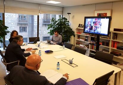 El ministro de Cultura, durante la reunión telemática mantenida este jueves 16 de abril con los consejeros de Cultura de las Comunidades Autónomas, las ciudades autónomas y la Federación Española de Municipios y Provincias (FEMP).