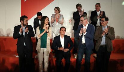 Albert Rivera, centrado en el centro, durante el consejo general de Ciudadanos celebrado esta semana.