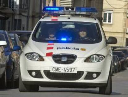 En la imagen, un coche de los Mossos d'Esquadra. EFE/Archivo