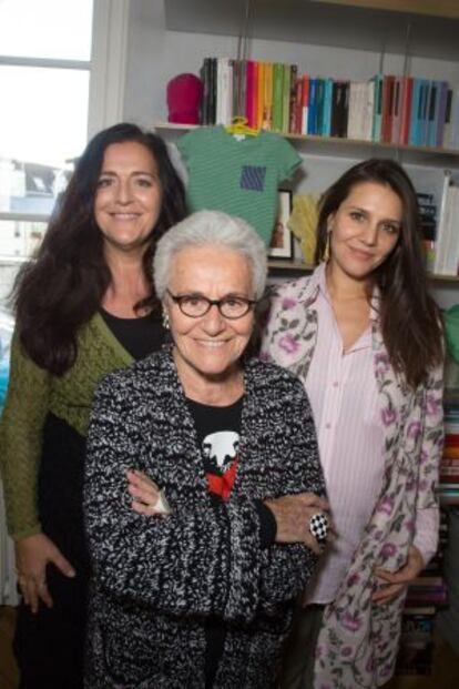 Angela Missoni junto a Rosita Missoni y Margherita Maccapani Missoni.