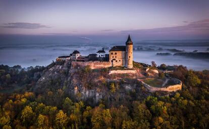 El castillo de Kuneticka Hora, cerca de Pardubice, en la región checa de Bohemia oriental.
