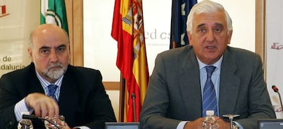 Los directivos de la CEA, Antonio Carrillo (izquierda) y Santiago Herrero. 