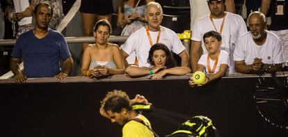 Nadal abandona la pista de Río ante los aficionados.