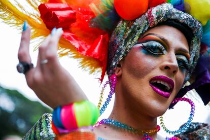 Una de las participantes en el desfile del orgullo gay celebrado este domingo en Sao Paulo.