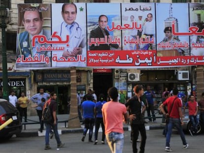 Propaganda eleitoral do general Al-Sisi nas ruas do Cairo.