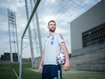 Unai Simón,  portero de la selección española de futbol, durante la entrevista en la Ciudad del Fútbol de Las Rozas. / Inma Flores