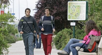 Estudiantes en la Universidad de Alcalá de Henares.