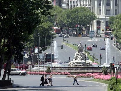 El centro de Madrid vacío por las intensas temperaturas