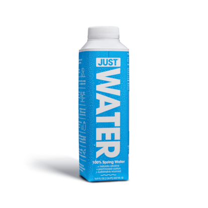 Envase de Just Water  fabricado con un 82% de material vegetal.
