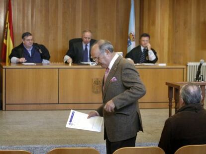 El exregidor de Sada y actual primer teniente de alcalde, Ram&oacute;n Rodr&iacute;guez Ares, ayer en la Audiencia de A Coru&ntilde;a.