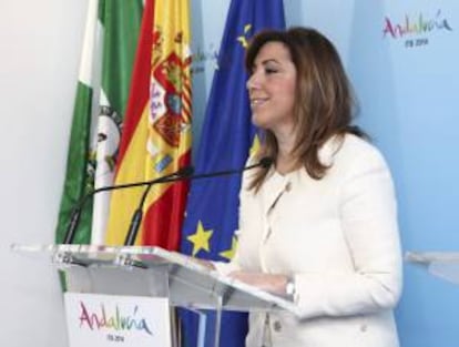 La Presidenta de la Junta de Andalucía, Susana Díaz Pacheco, durante su intervención en la rueda de prensa hoy en el expositor de Andalucía de la feria internacional de turismo ITB 2014 de Berlín.