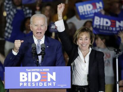 El candidato demócrata Joe BIden, en un mítin en Los Angeles.