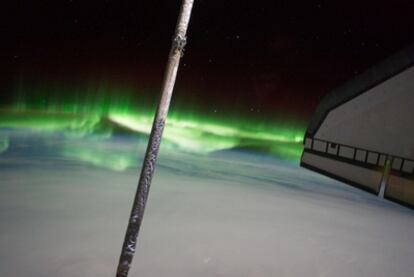 Visión de la Aurora Austral sobre el hemisferio sur.