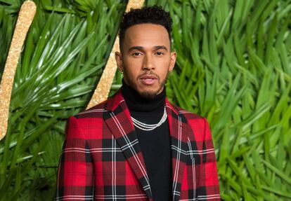 Lewis Hamilton en los British Fashion Awards del 4 de diciembre.