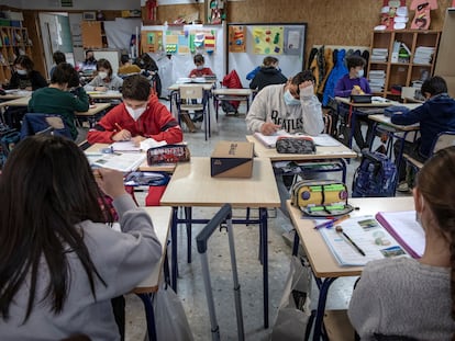 Alumnos de un centro público de Valencia.