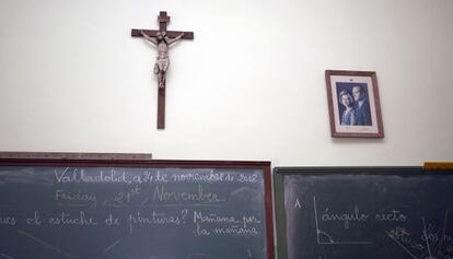 Crucifijo en un aula del colegio p&uacute;blico Mac&iacute;as Picavea de Valladolid, retirado por orden judicial tras la denuncia de un padre.