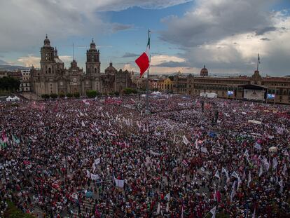 Vista panorámica del Zócalo capitalino durante el infomre de Andrés Manuel López Obrador, este sábado.