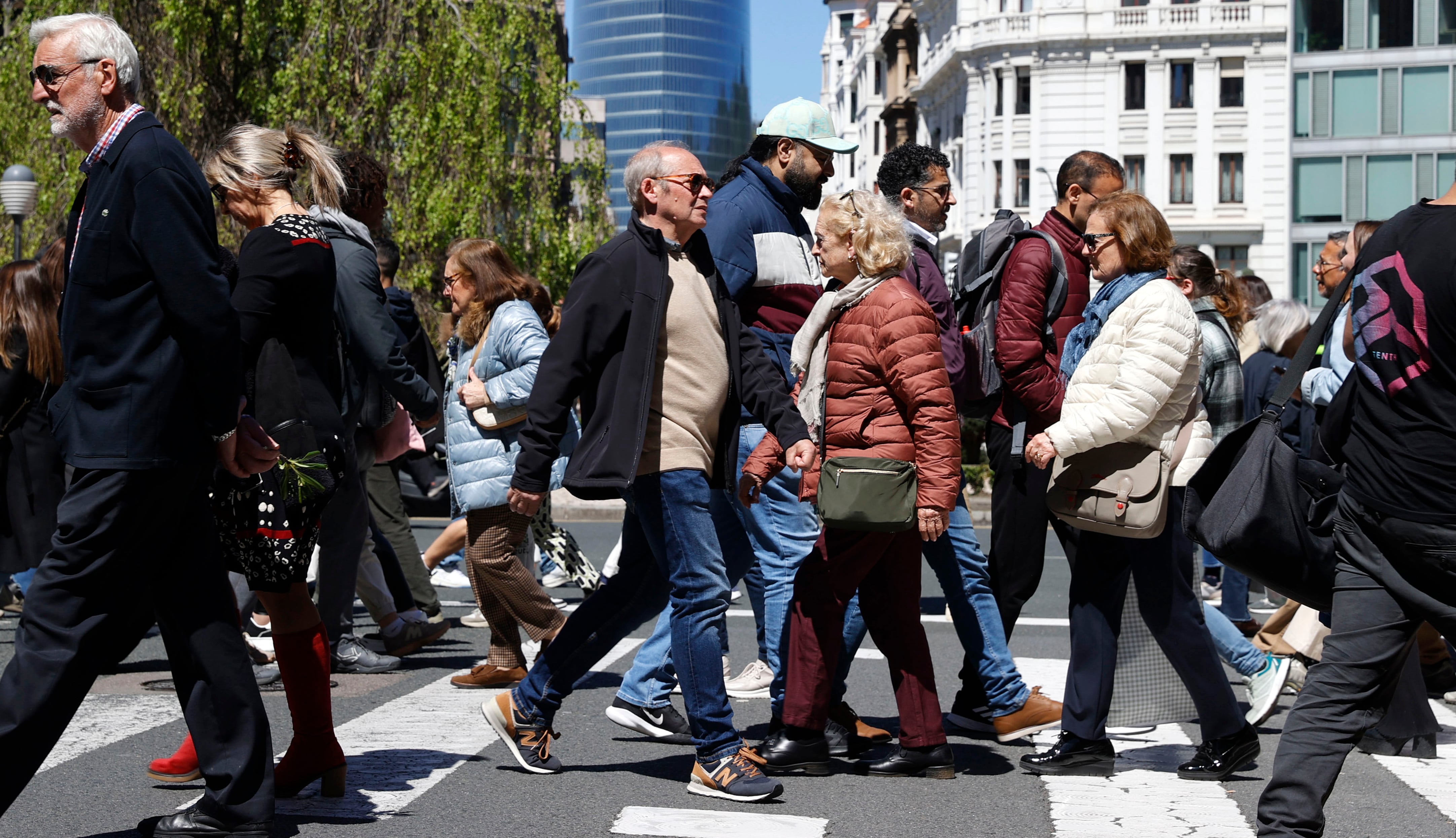 La salud de los españoles empeora: suben las enfermedades crónicas, la depresión y la obesidad pero baja el tabaquismo