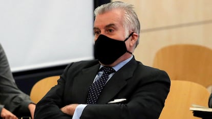 The PP's ex-treasurer Luis Bárcenas back in court on day one of the trial that opened at Spain's High Court on Monday.