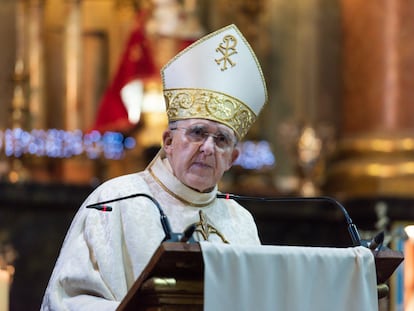 El arzobispo de Madrid, el cardenal Carlos Osoro, durante una misa a mediados de enero en la parroquia de San Antón (Madrid).