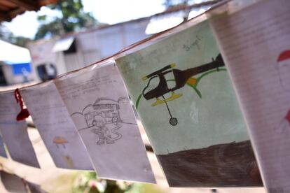 Los bomberos que trabajaron en la operación de búsqueda en Brumadinho recibieron cientos de cartas de niños.
