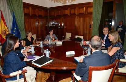 Reunión mantenida en Madrid entre representantes de los Gobierno vasco y central.