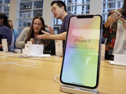 El iPhone X de Apple en una de sus tiendas.